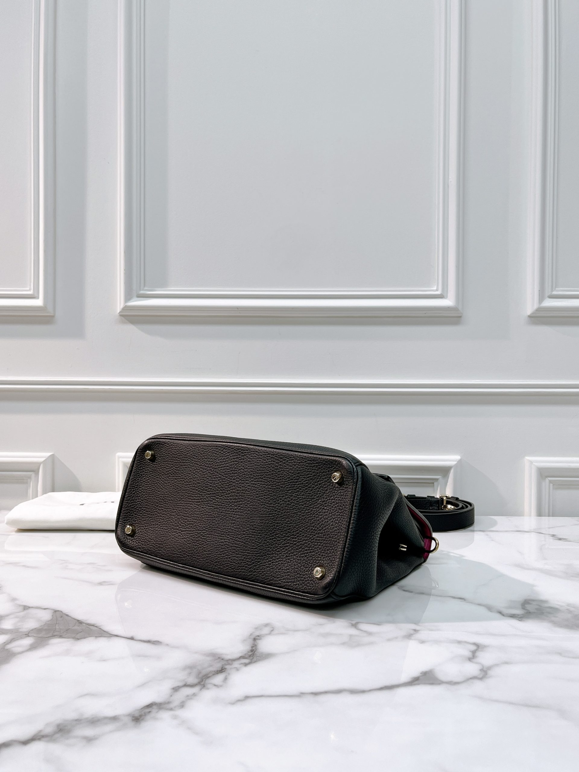 BEDIOR SHOULDER BAG - AHLi - Melbourne Second-Hand Luxury