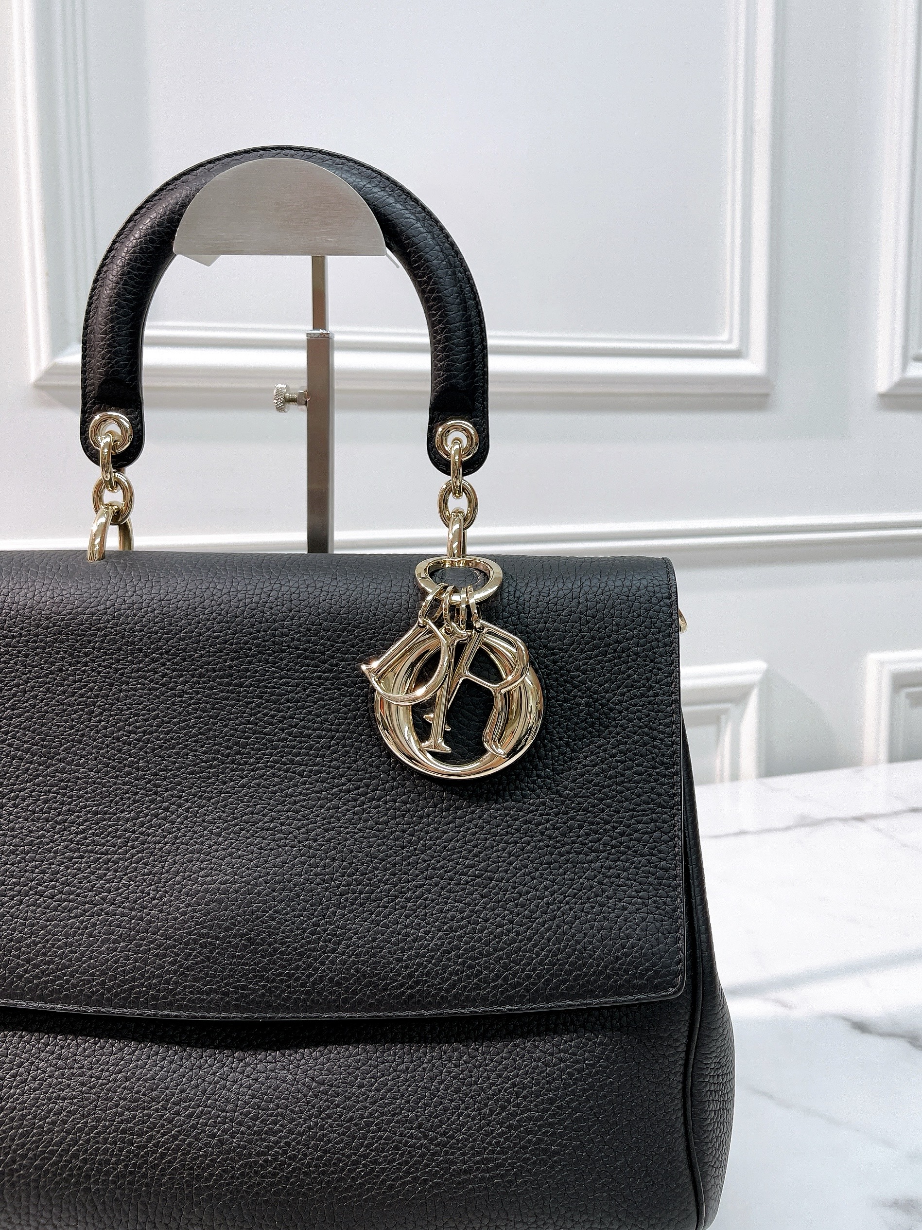 BEDIOR SHOULDER BAG - AHLi - Melbourne Second-Hand Luxury