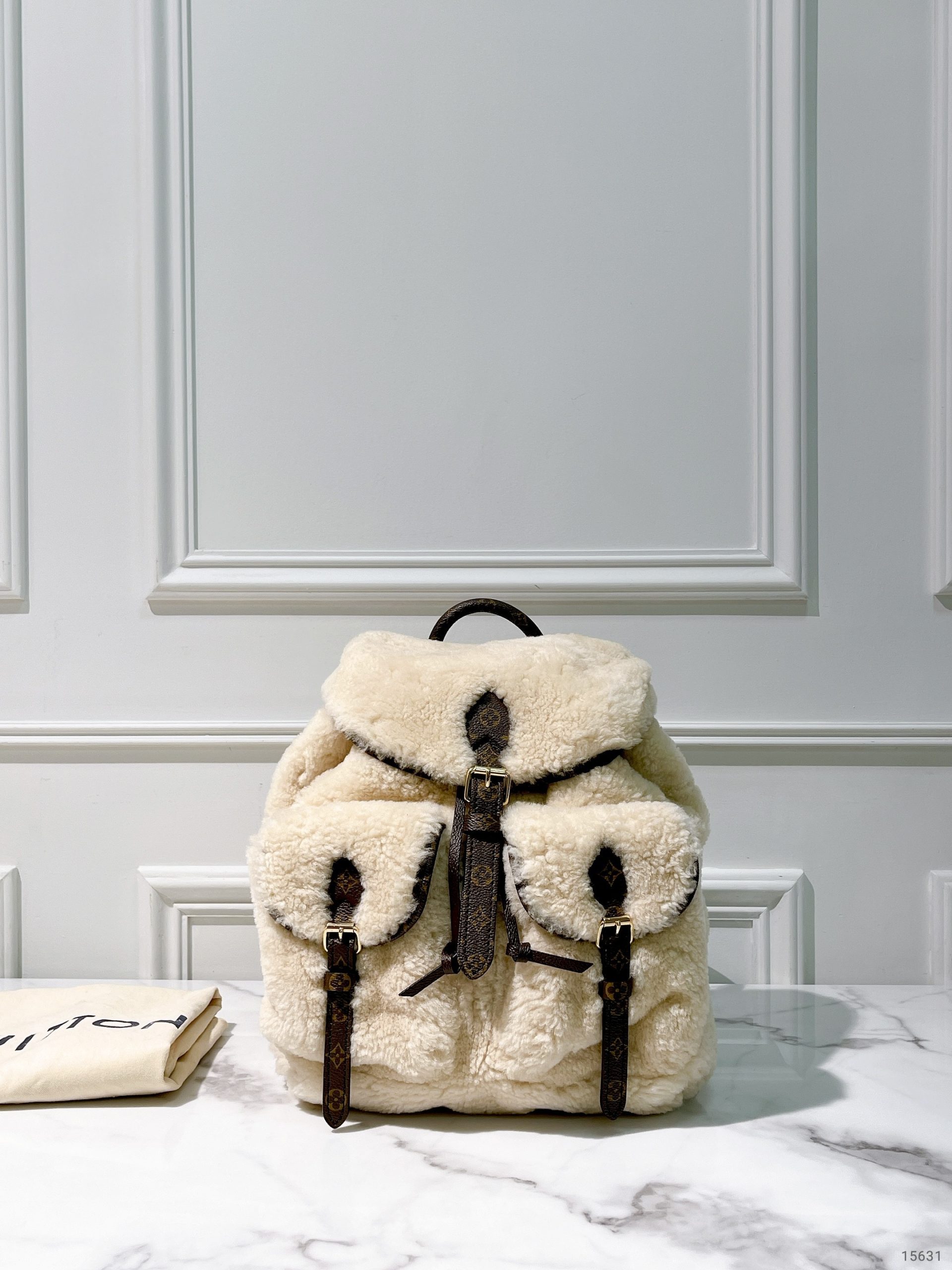 1729823857415