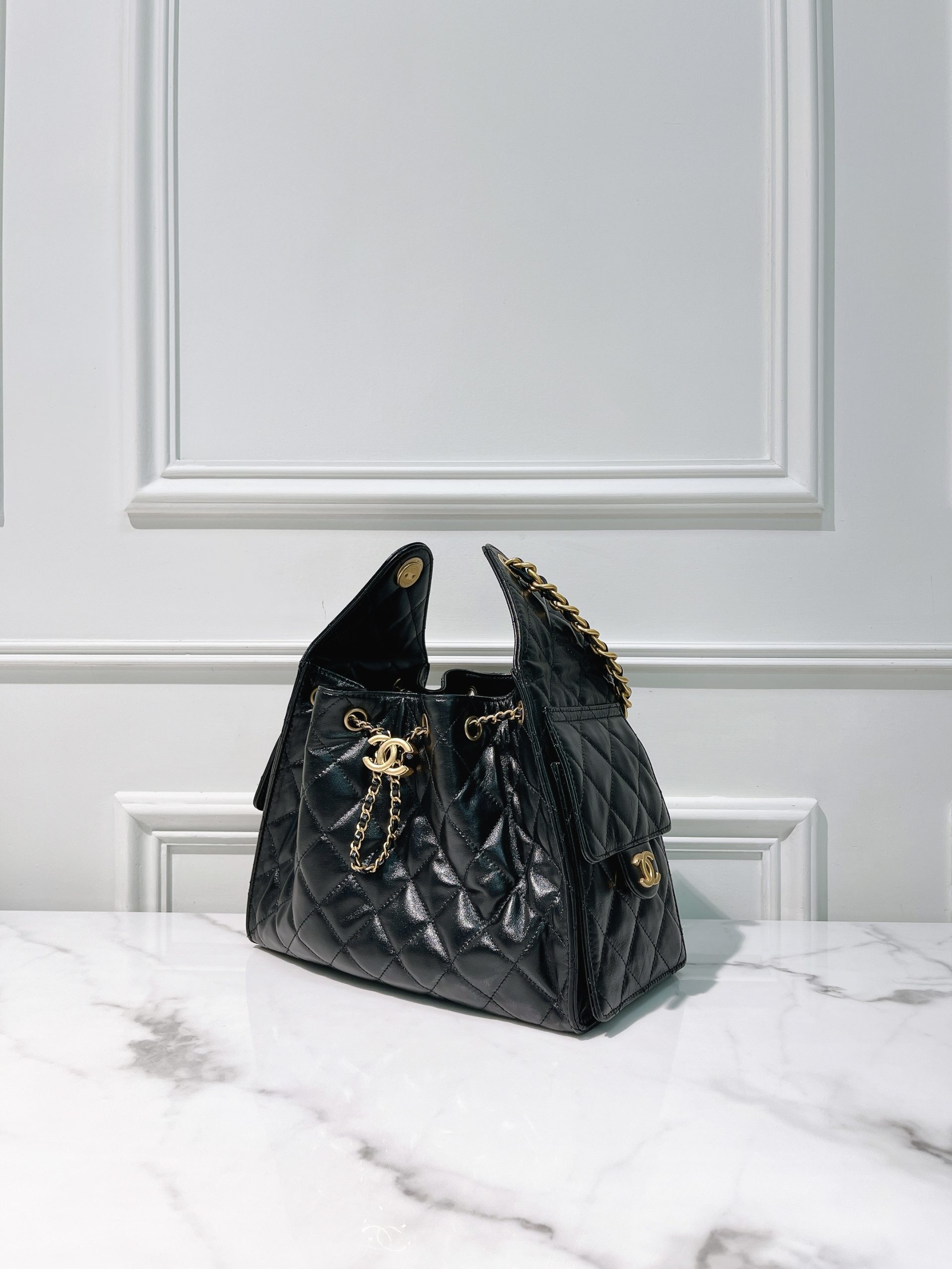 CHANEL SMALL 25 BAG, Black/Gold - AHLi - Melbourne Second-Hand Luxury