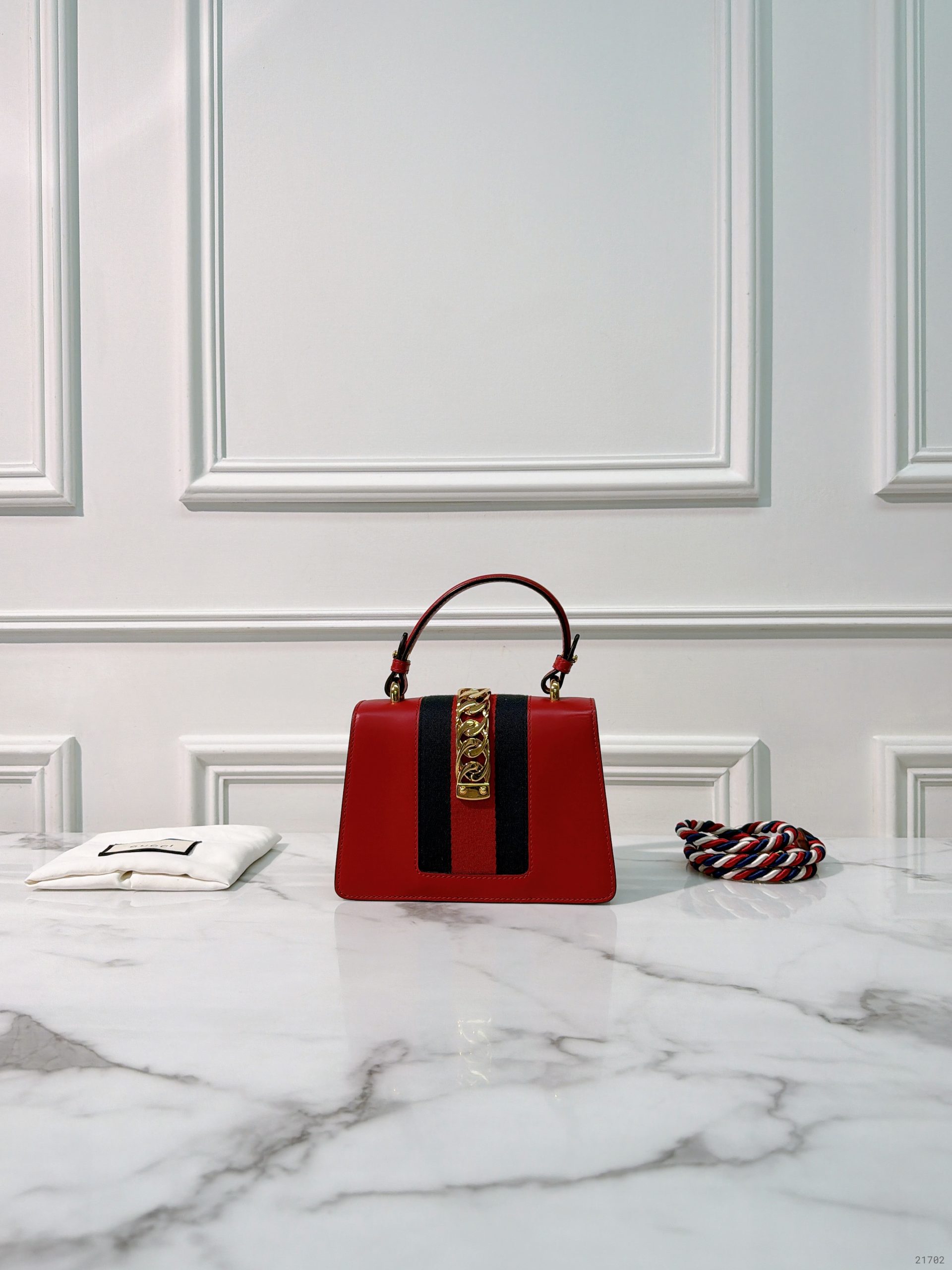 product-21702-source-245915-36284340444f4972.jpg