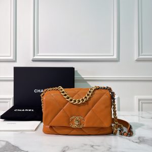 CHANEL SMALL 19 BAG, Caramel